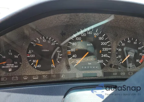 1991 Mercedes-Benz 300 Sl z USA, uszkodzony, nr VIN WDBFA61E1MF022918